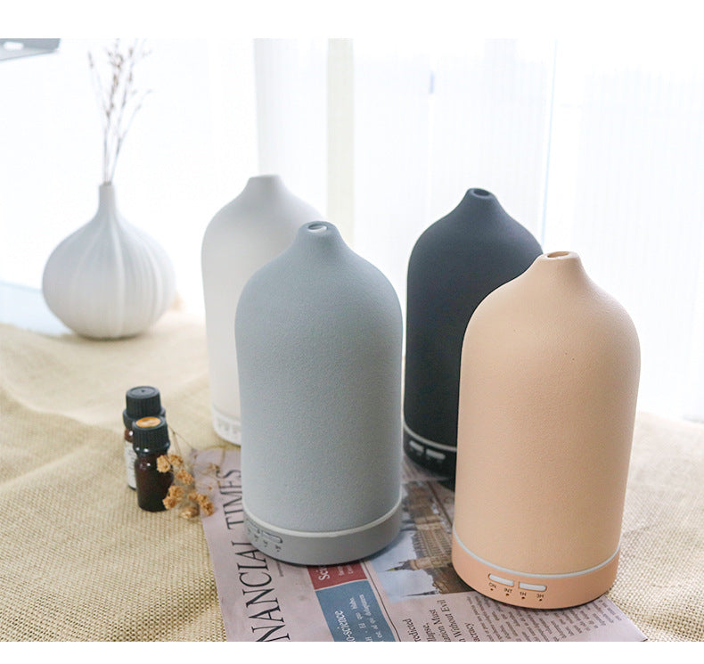 Ceramic Aromatherapy Machine - Essential Oil Diffuser, Home Humidifier, Hotel Fragrance Device - Includes Aromatherapy Oils