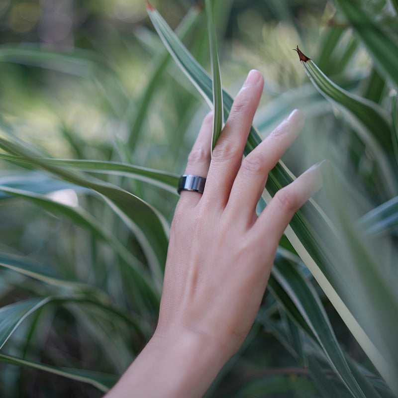 Smart Ring High-Tech Ring with Heart Rate, Blood Oxygen, Sleep Monitoring, Waterproof, Bluetooth Connectivity